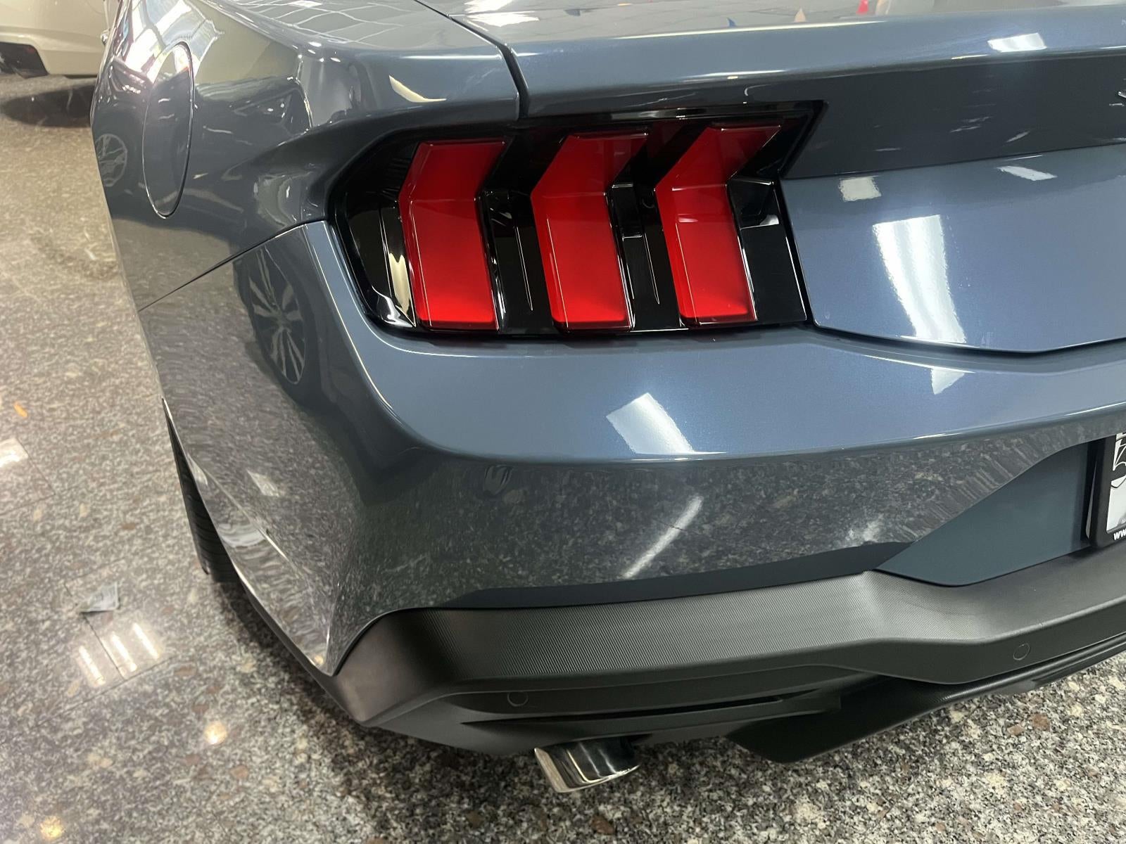 2024 Ford Mustang EcoBoost Fastback