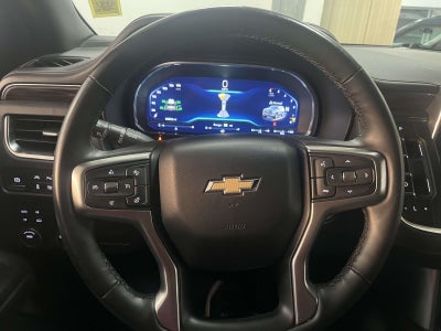 2024 Chevrolet Suburban 4WD LT