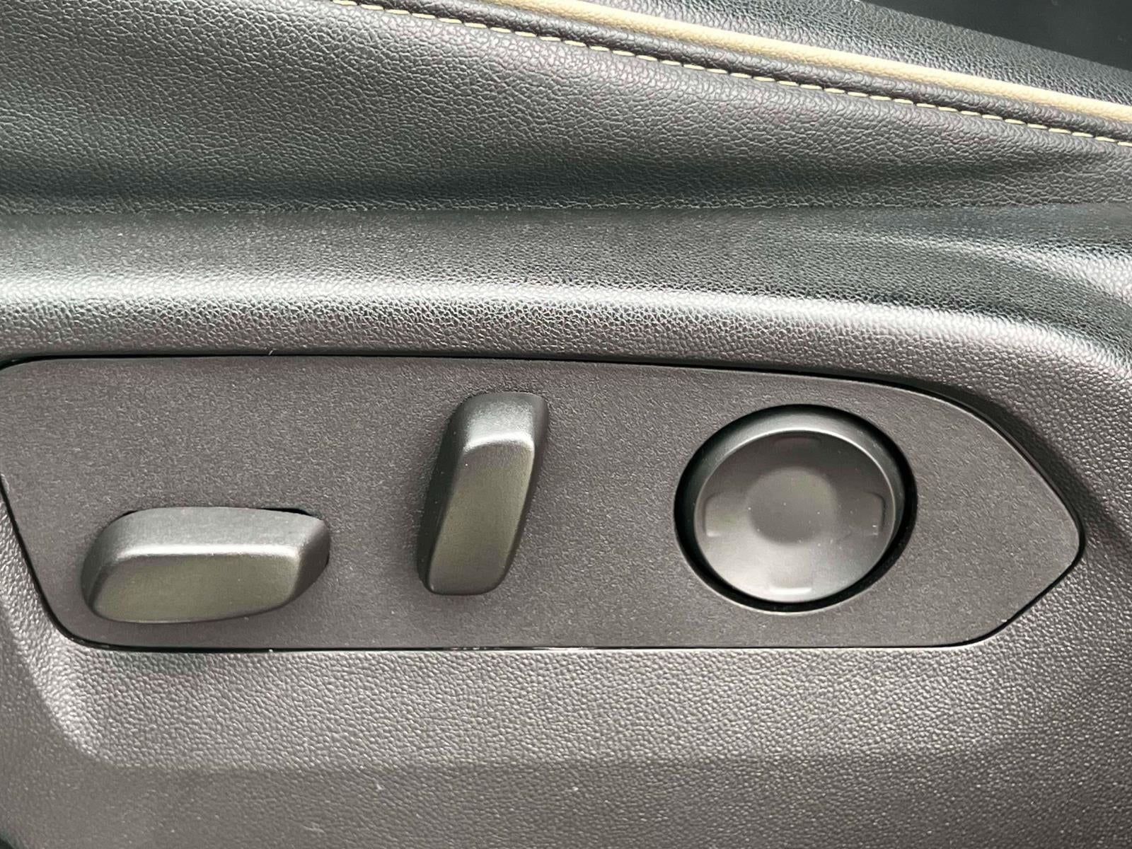 2024 Chevrolet Suburban 4WD Premier