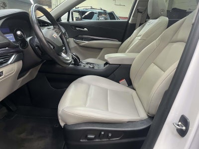 2023 Cadillac XT4 AWD Luxury