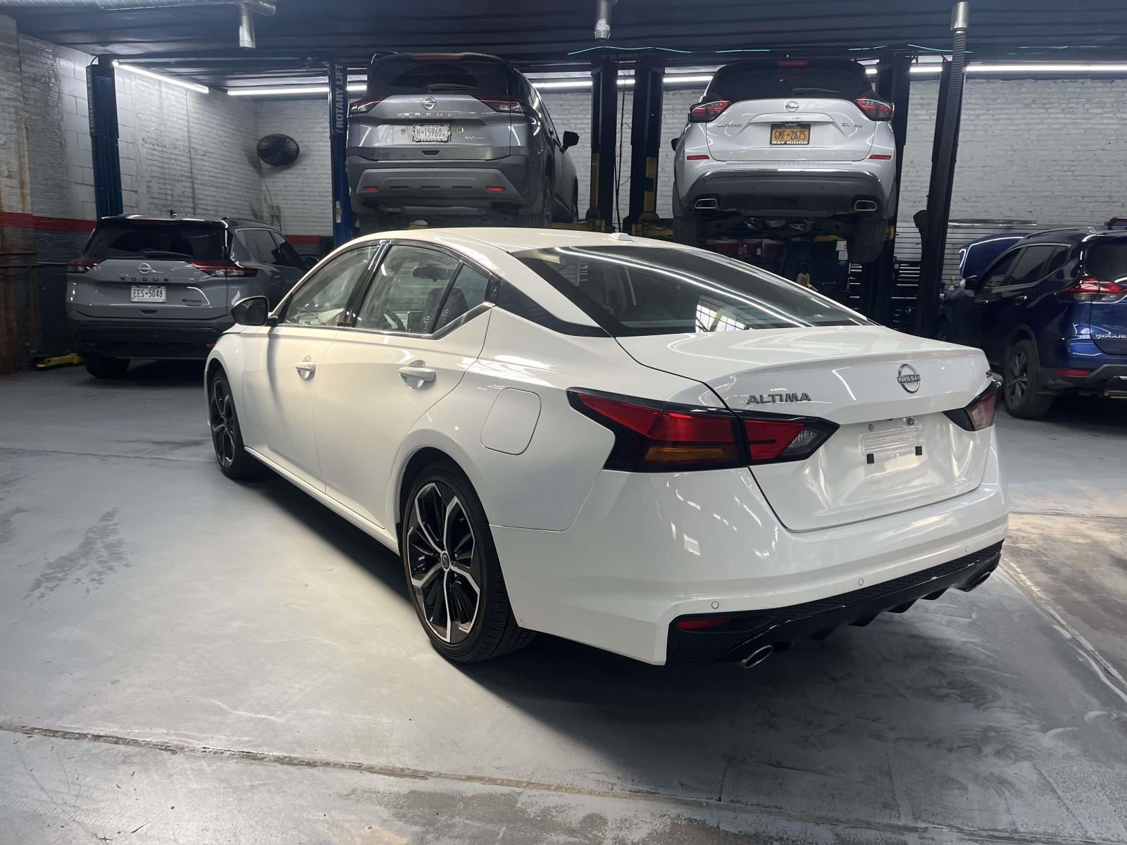 2024 Nissan Altima SR FWD