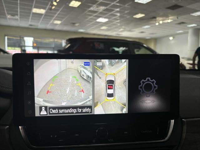 2023 Nissan Altima SL FWD