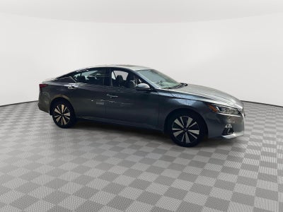2022 Nissan Altima SL Intelligent AWD