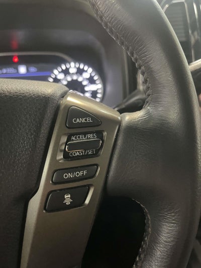 2023 Nissan TITAN Crew Cab Platinum Reserve 4x4