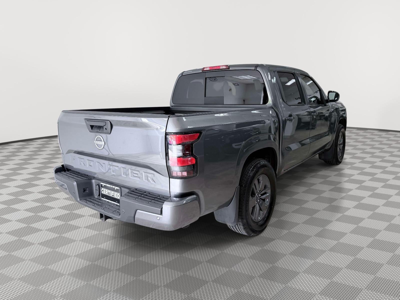 2025 Nissan Frontier SV