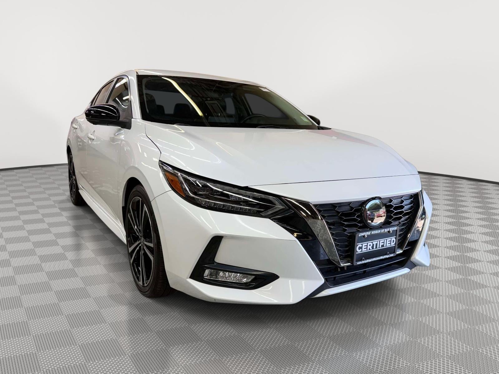 2022 Nissan Sentra SR CVT's photo