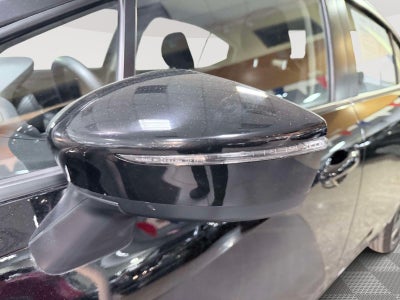 2024 Nissan Versa 1.6 SR