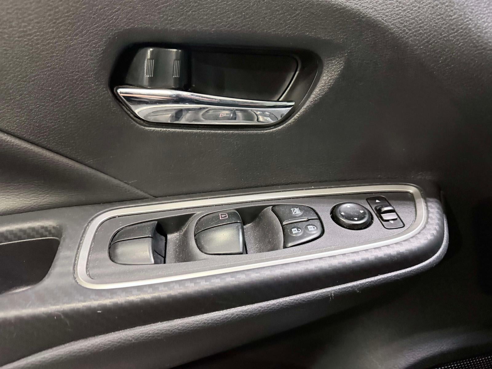 2024 Nissan Versa 1.6 SR