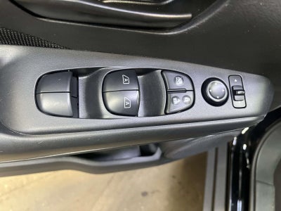 2024 Nissan Kicks S Xtronic CVT