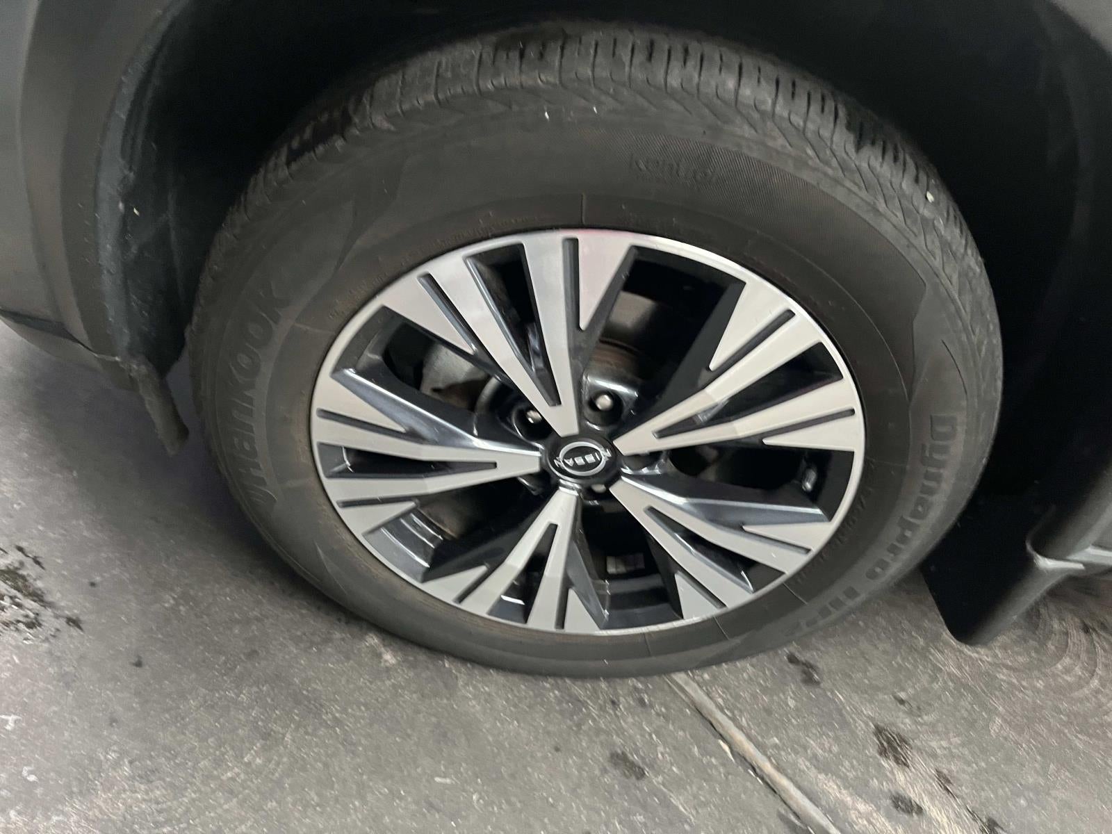 2022 Nissan Rogue SV Intelligent AWD