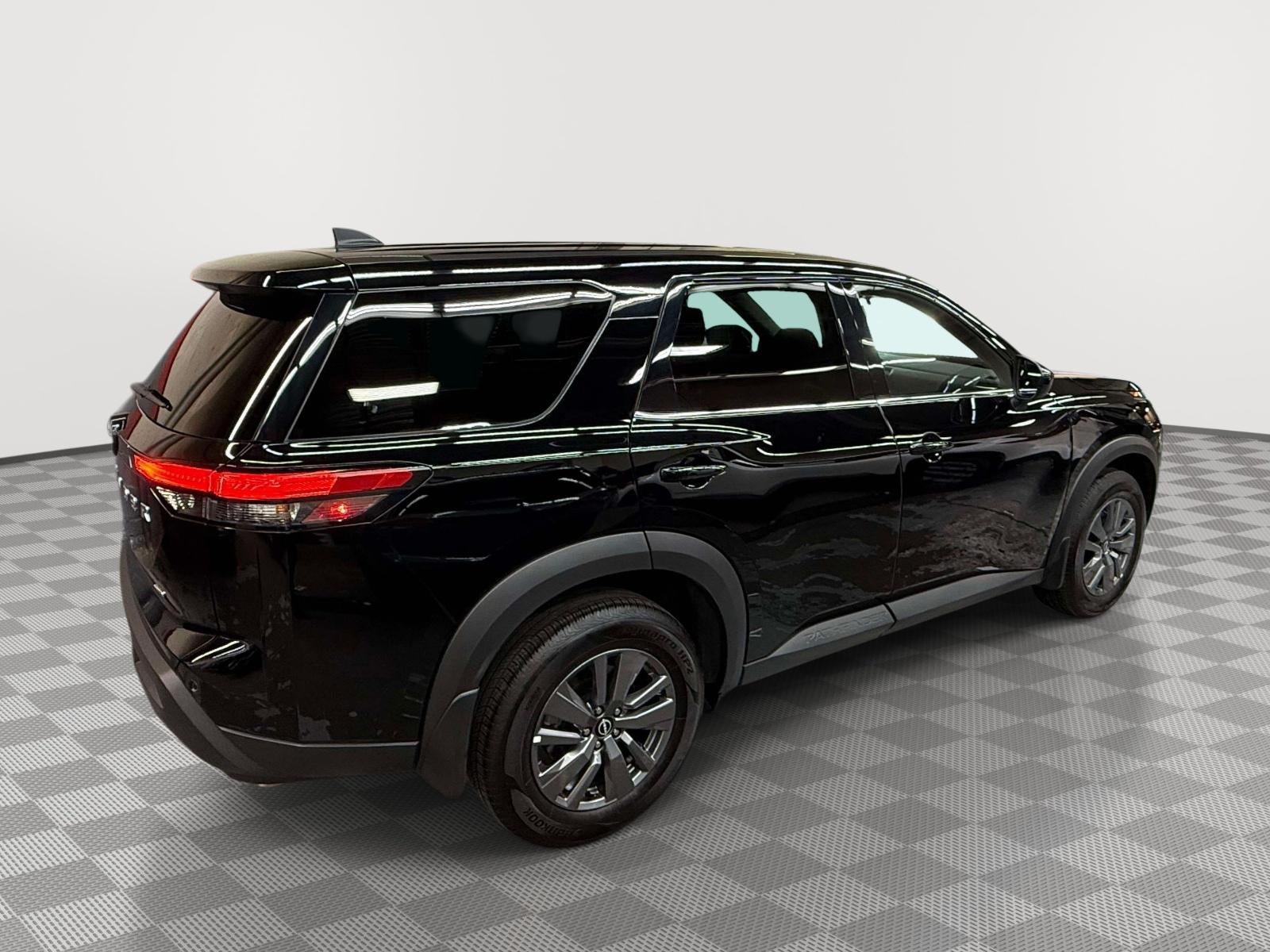 2025 Nissan Pathfinder S 4WD