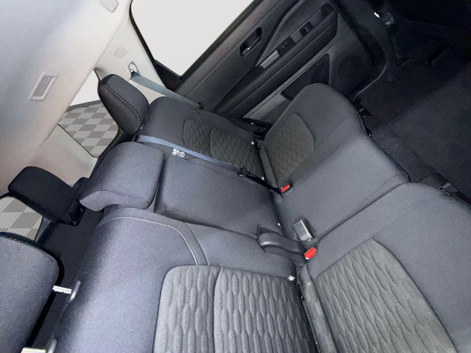 2025 Nissan Pathfinder S 4WD