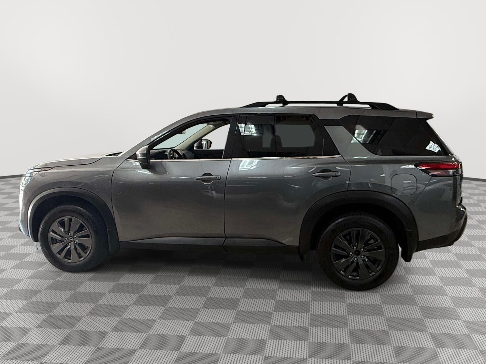 2025 Nissan Pathfinder SV 4WD