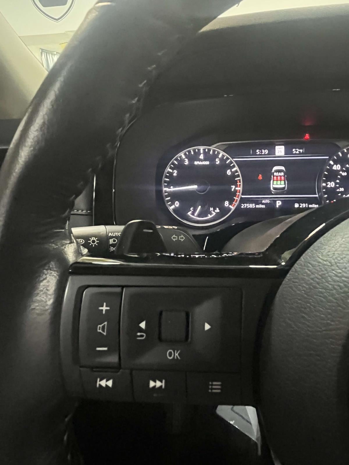 2025 Nissan Pathfinder SL 4WD