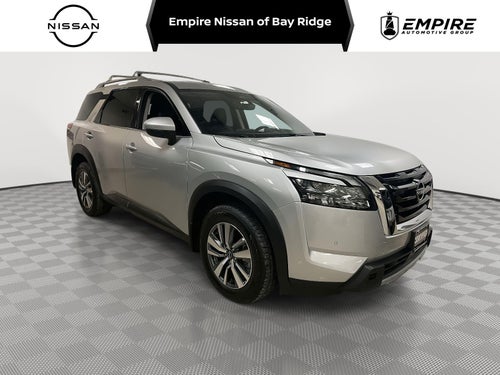 2025 Nissan Pathfinder SL 4WD