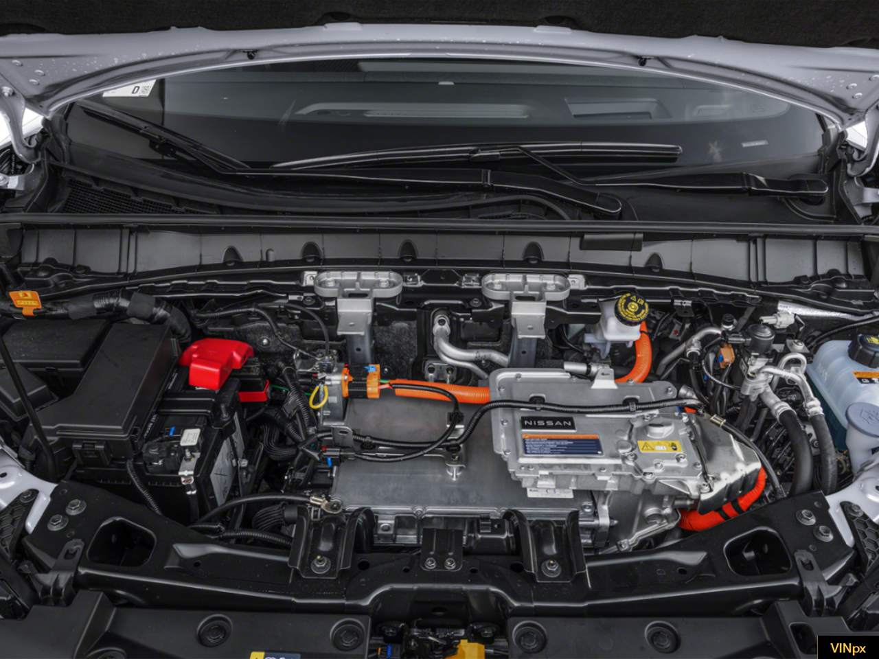 2026 Nissan LEAF PLATINUM+