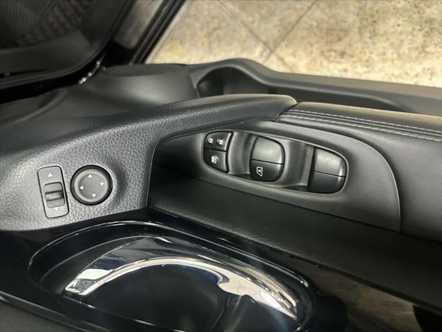 2022 Nissan Rogue Sport SL AWD Xtronic CVT