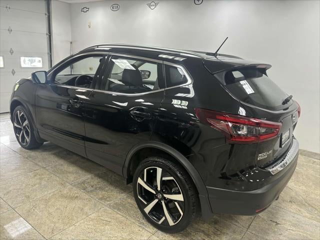 2022 Nissan Rogue Sport SL AWD Xtronic CVT