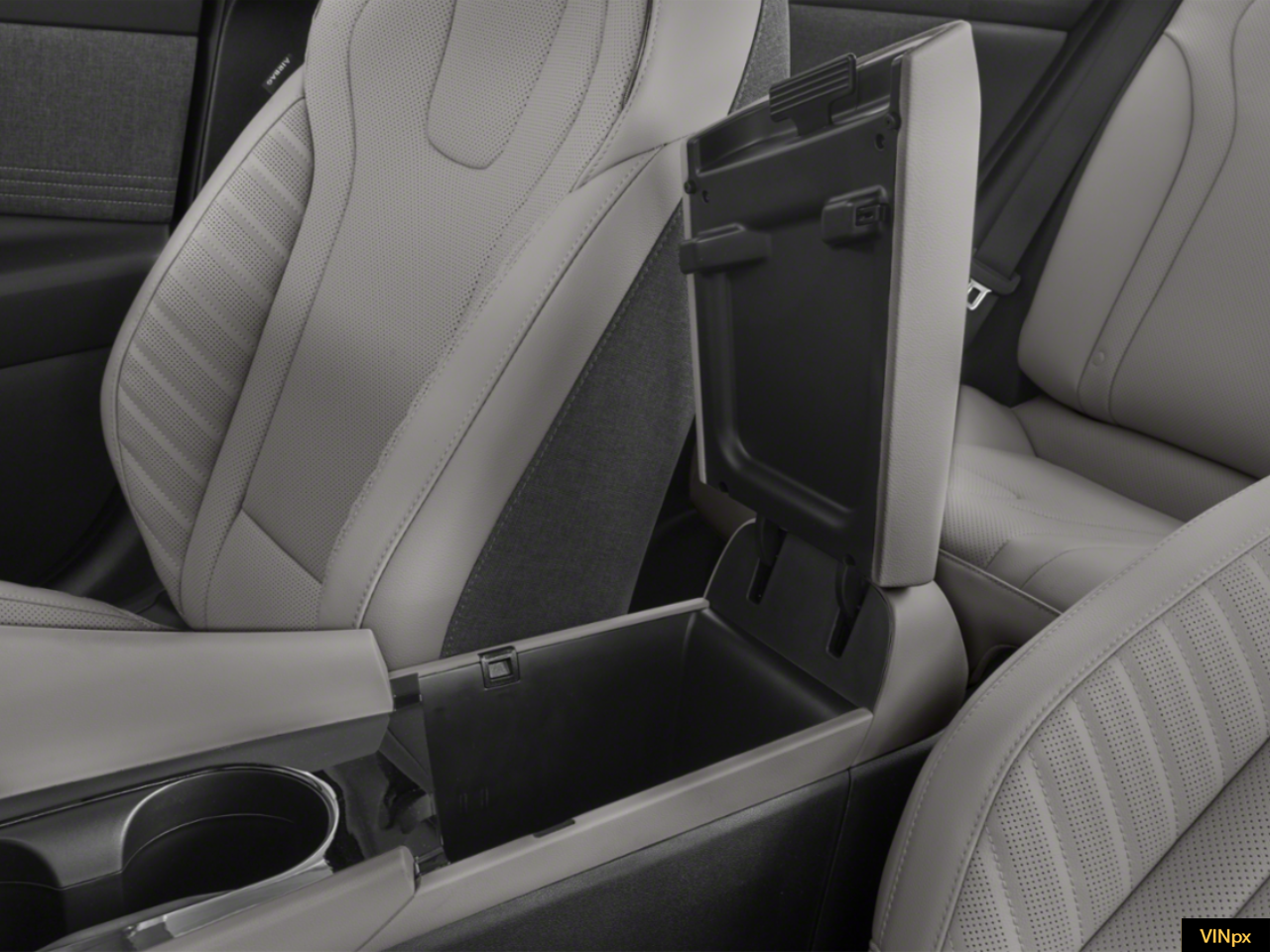 2023 Hyundai Elantra Limited - Photo 12
