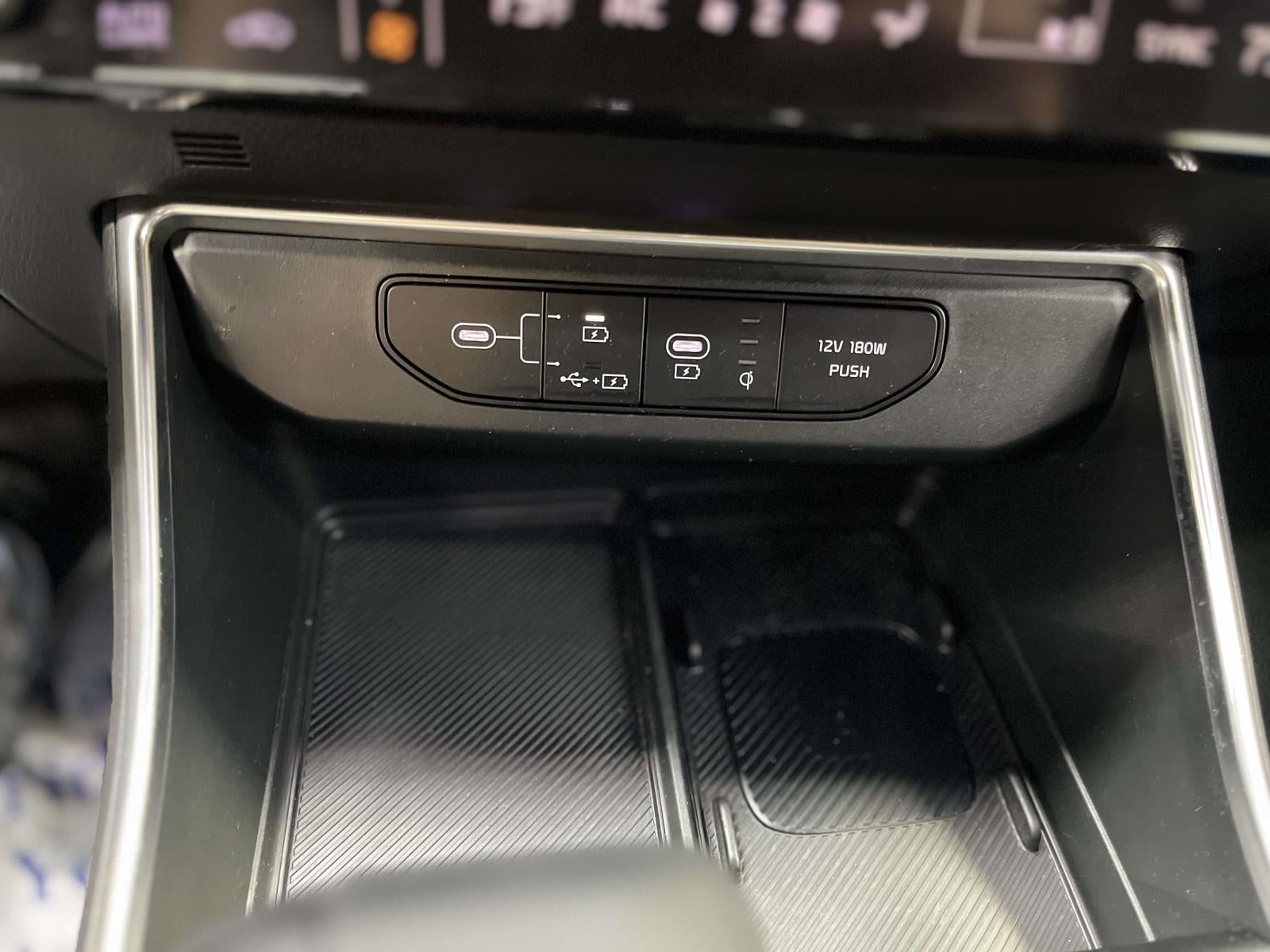 2025 Kia Carnival MPV SX Prestige