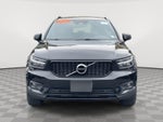 2022 Volvo XC40 T5 R-Design