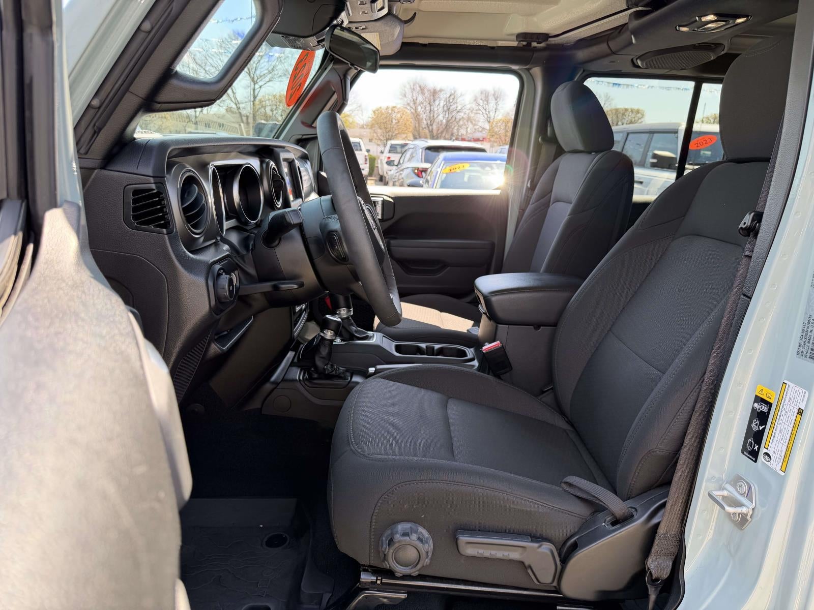 2023 Jeep Wrangler 4-Door Sport S 4x4