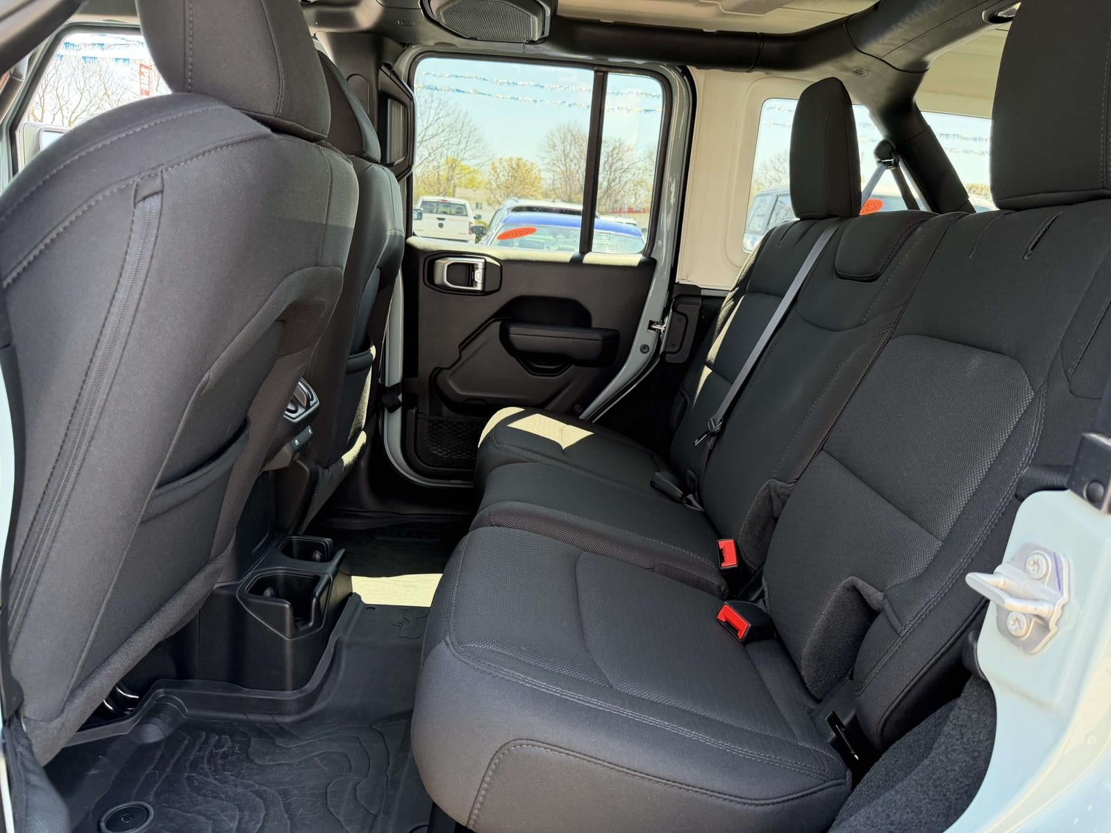 2023 Jeep Wrangler 4-Door Sport S 4x4