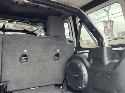 2023 Jeep Wrangler 4-Door Sahara 4x4