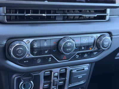 2025 Jeep Wrangler 4-Door Rubicon 4x4
