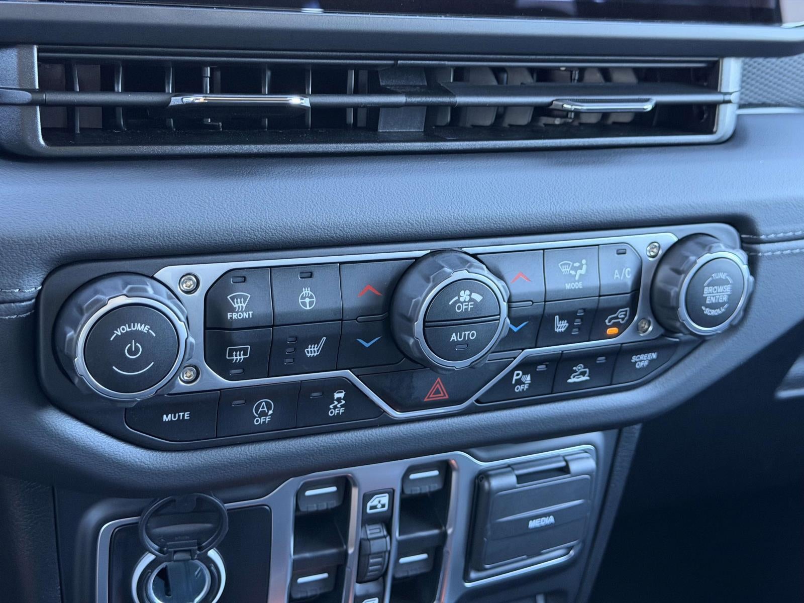 2025 Jeep Wrangler 4-Door Rubicon 4x4