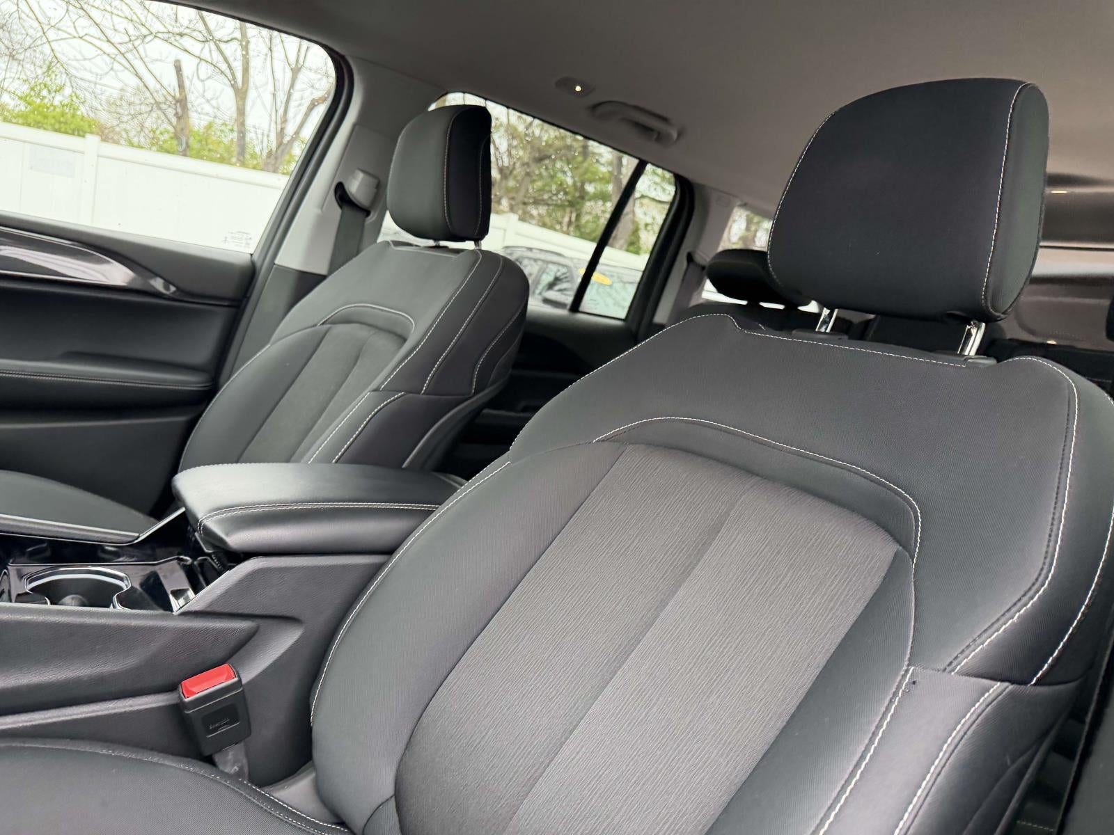 2023 Jeep Grand Cherokee Laredo 4x4