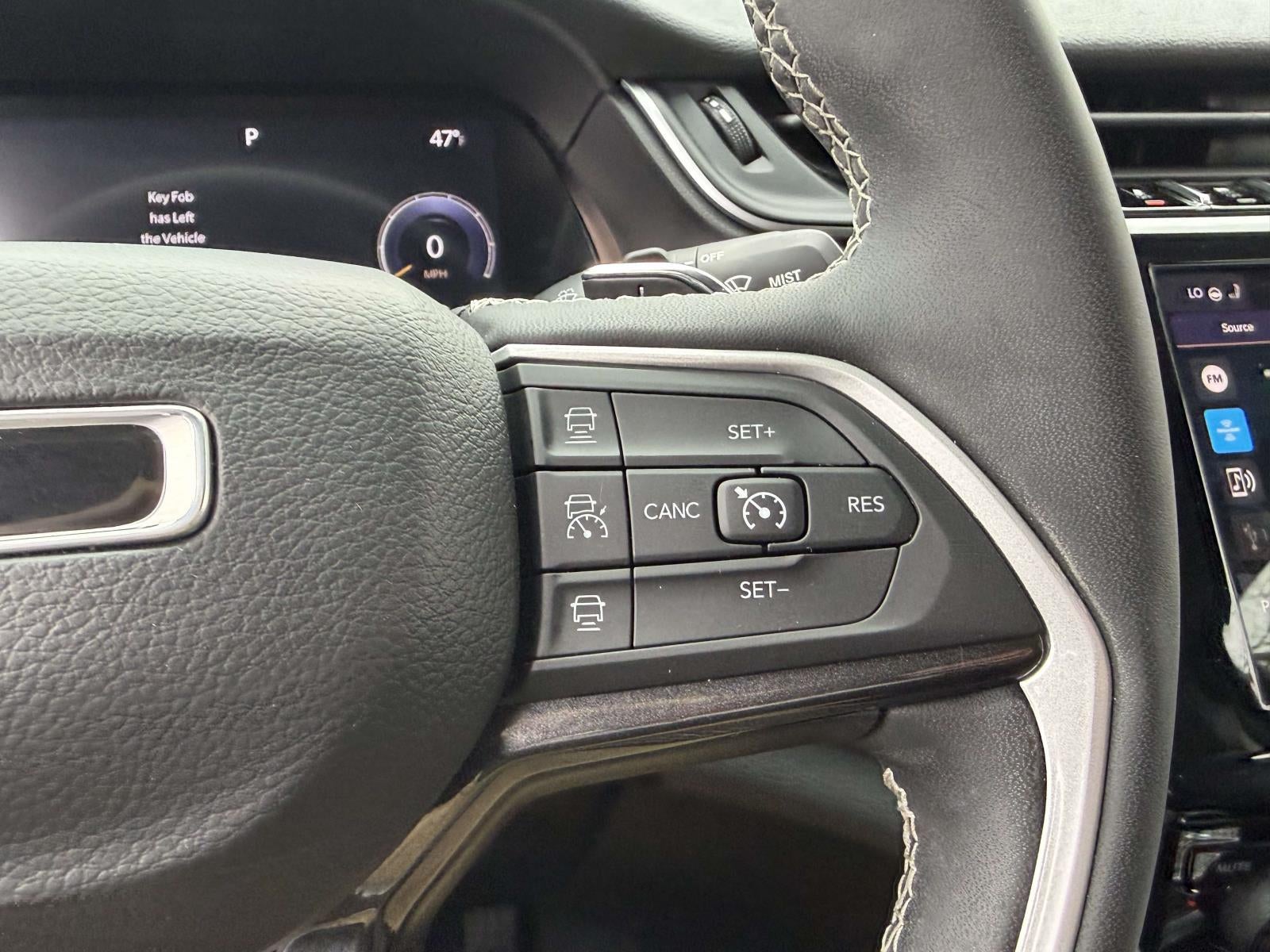 2023 Jeep Grand Cherokee Laredo 4x4