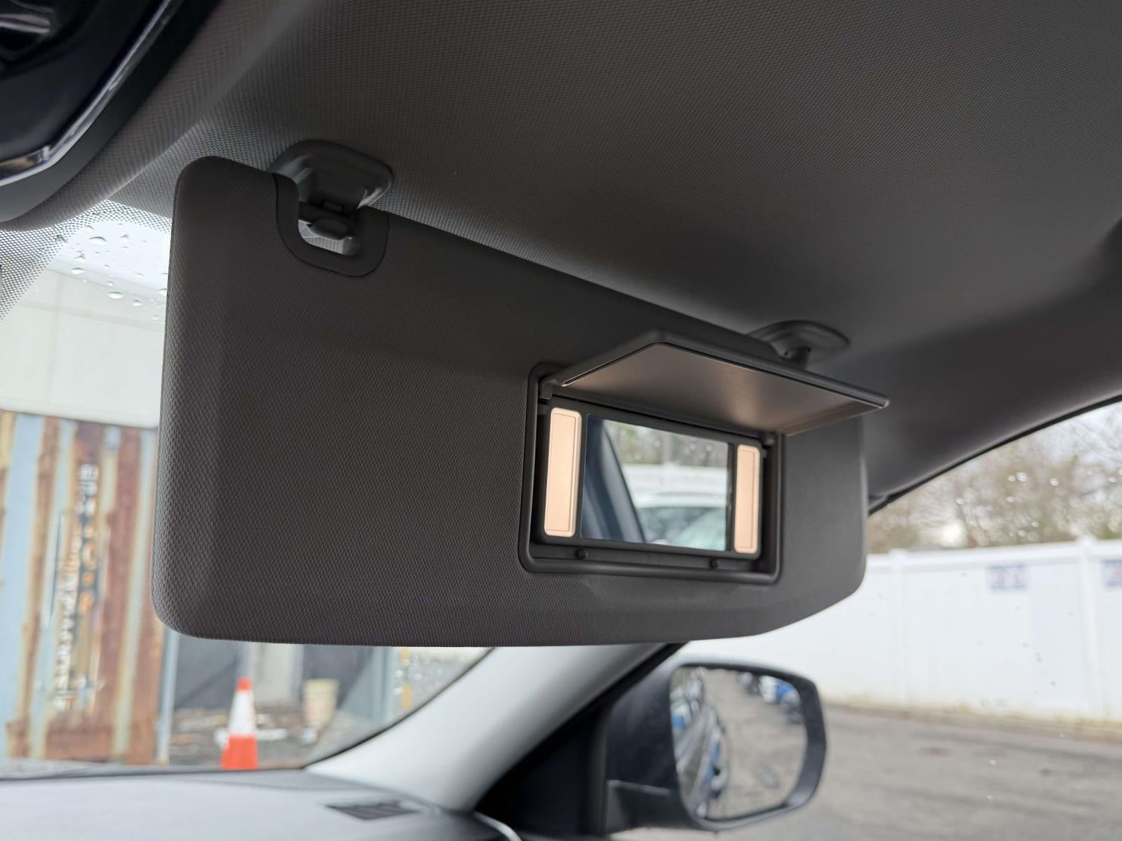 2023 Jeep Grand Cherokee Laredo 4x4