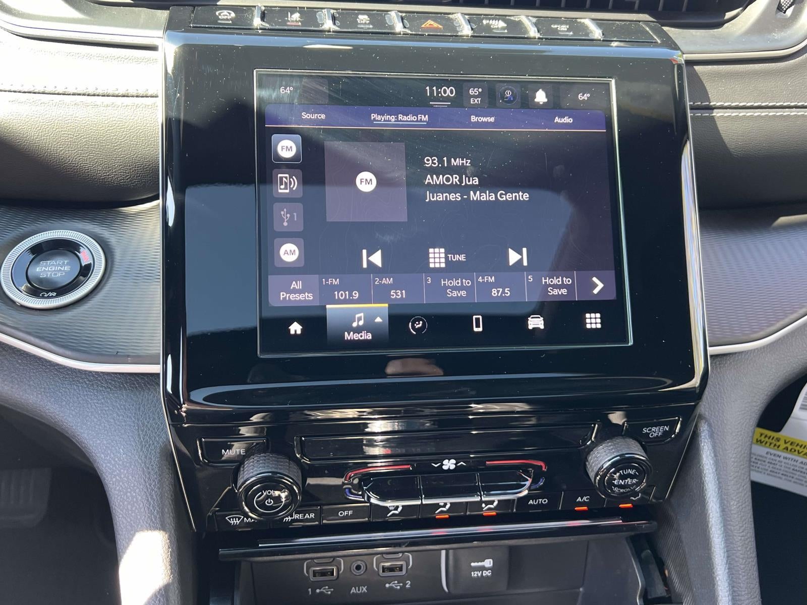 2025 Jeep Grand Cherokee Laredo X 4x4