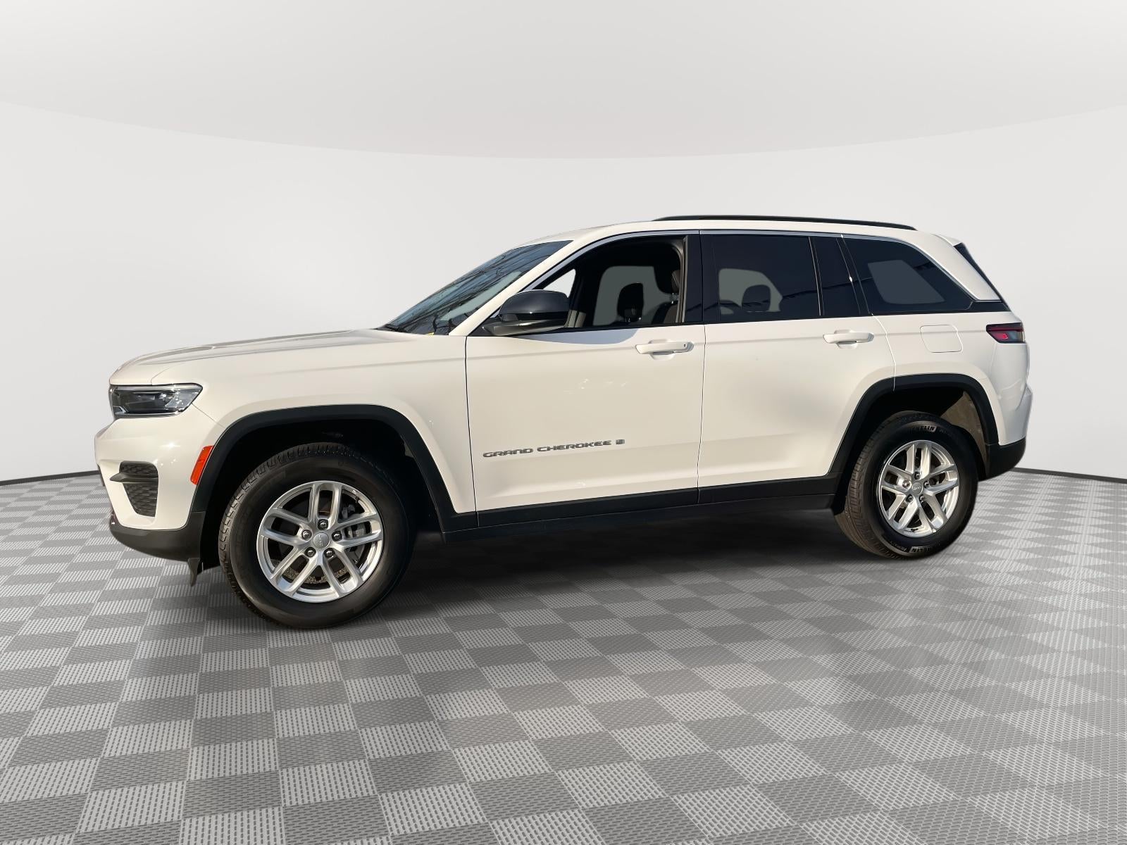 2025 Jeep Grand Cherokee Laredo X 4x4