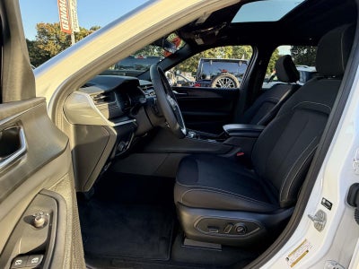 2025 Jeep Grand Cherokee Laredo X 4x4