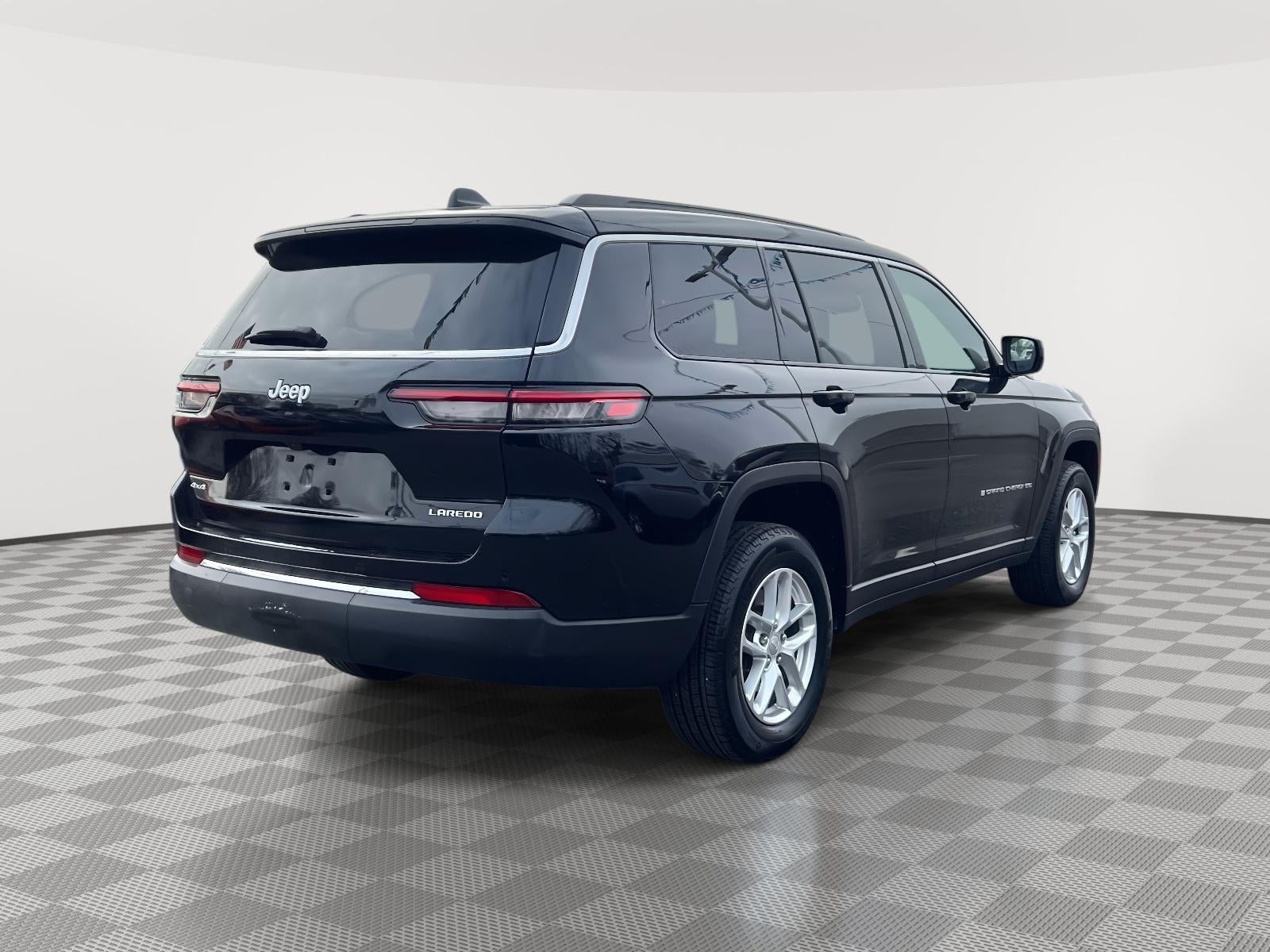 2025 Jeep Grand Cherokee L Laredo X 4x4