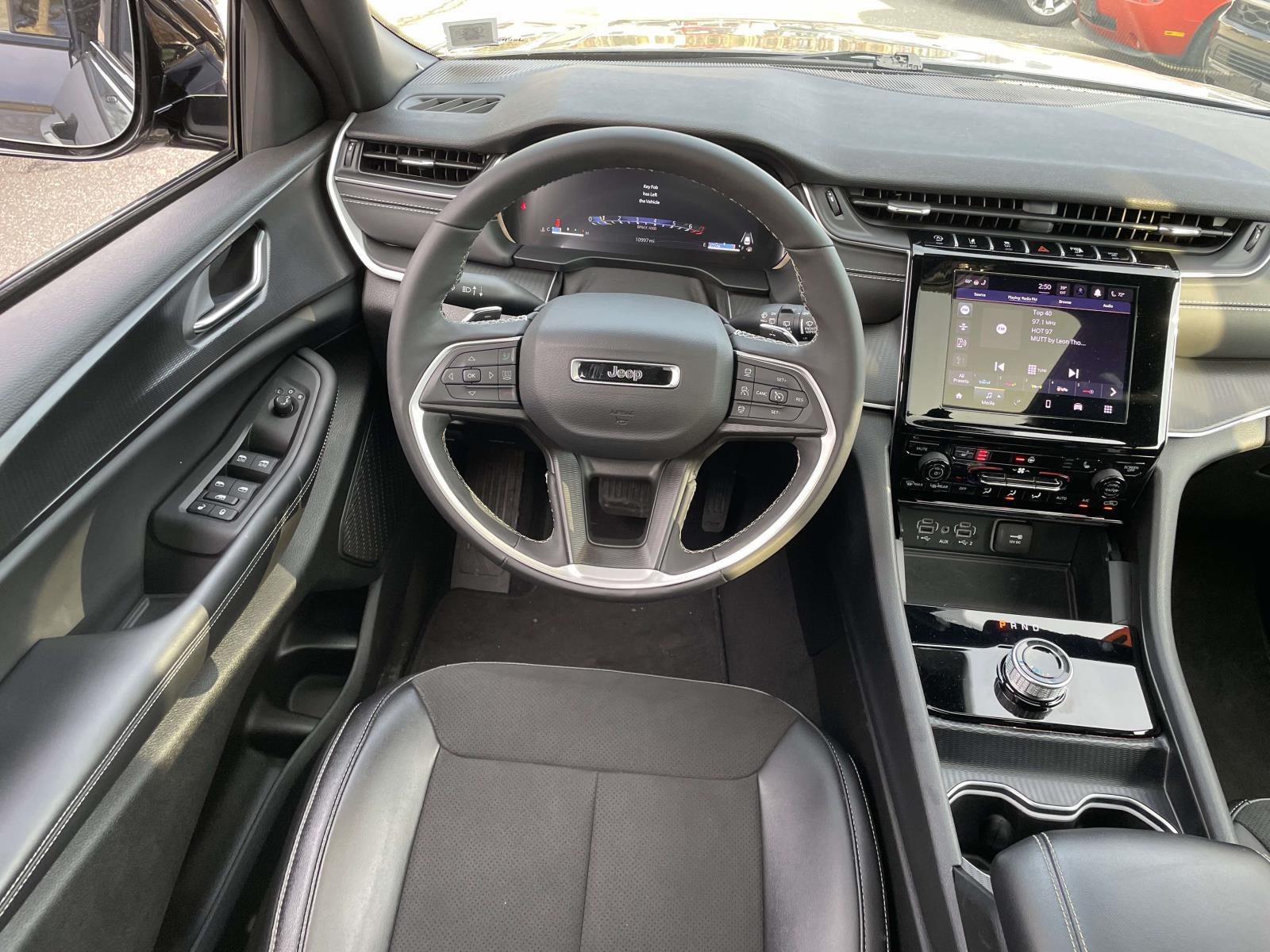 2025 Jeep Grand Cherokee GRAND CHEROKEE L ALTITUDE X 4X4