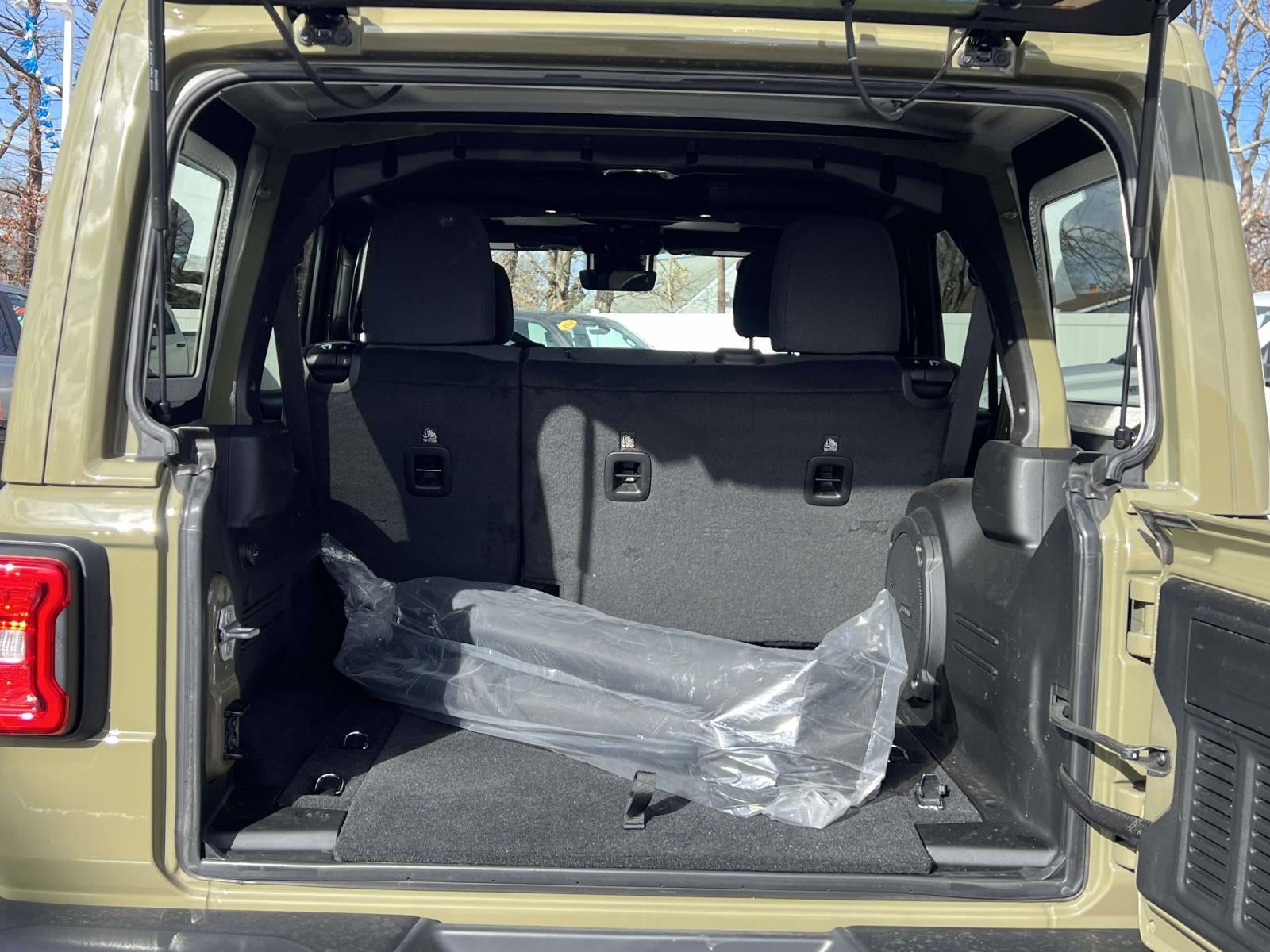 2025 Jeep Wrangler 4-Door Rubicon 4x4