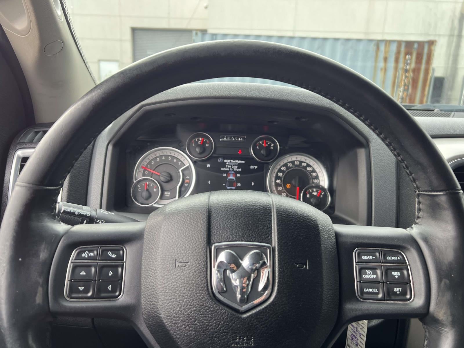 2018 RAM 1500 Big Horn Crew Cab 4x4 5'7' Box