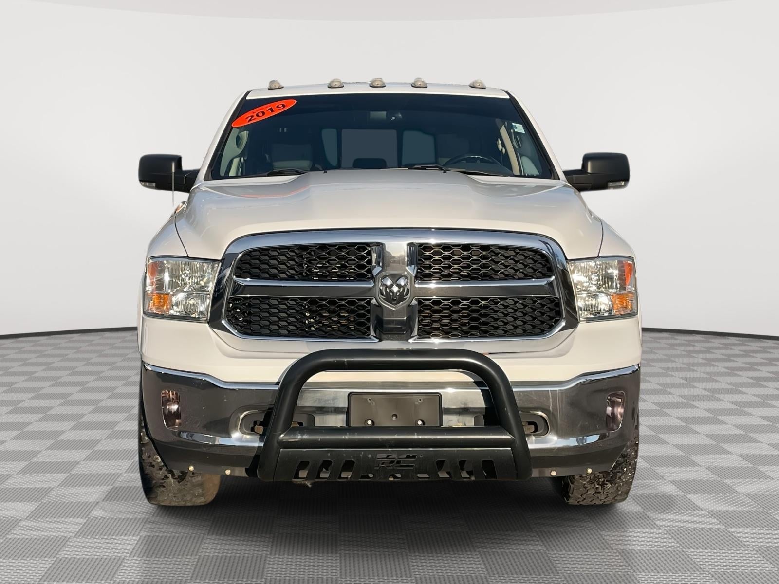 2019 RAM 1500 Classic SLT Crew Cab 4x4 5'7' Box