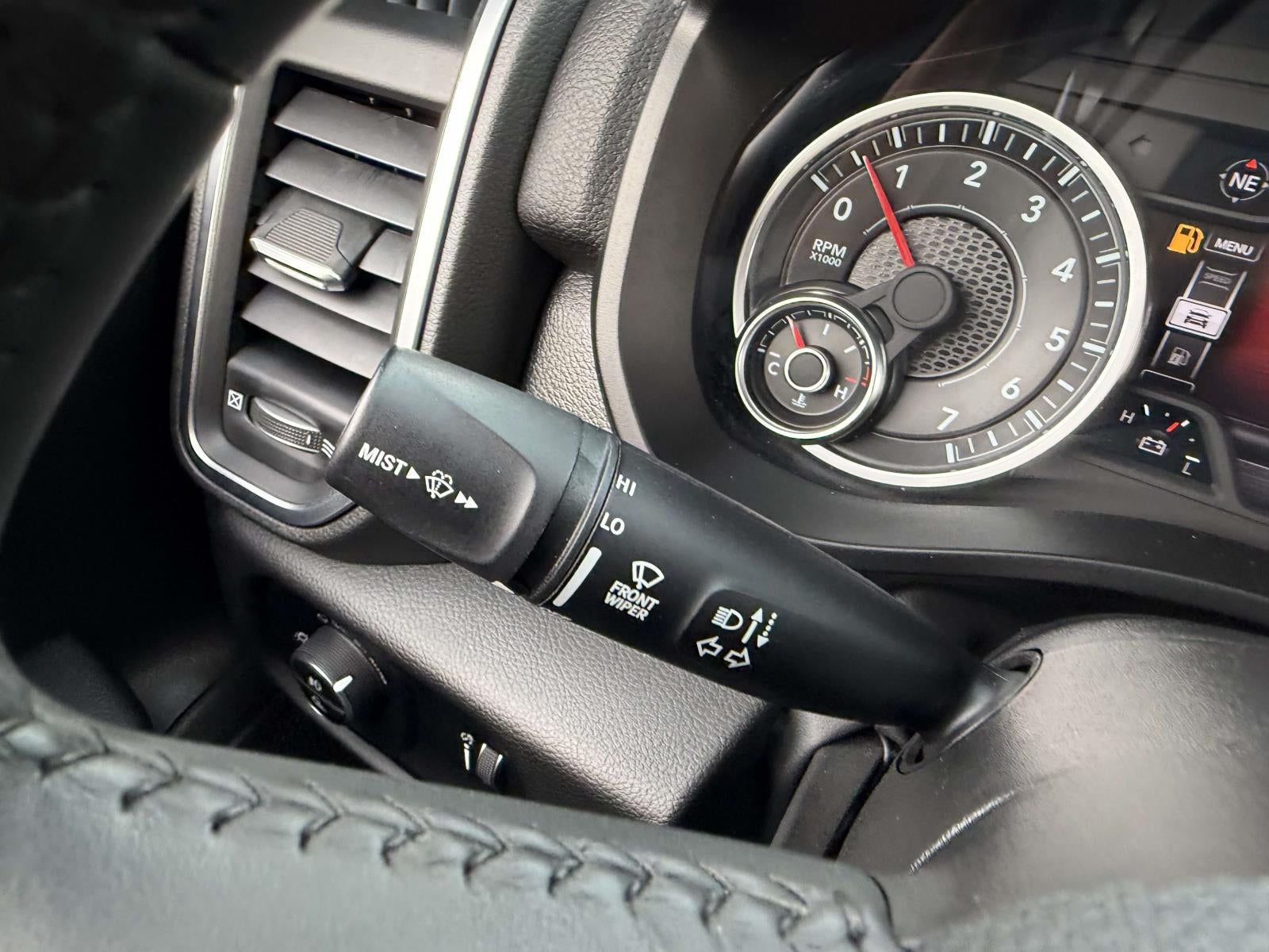 2024 RAM 1500 Big Horn Crew Cab 4x4 5'7' Box