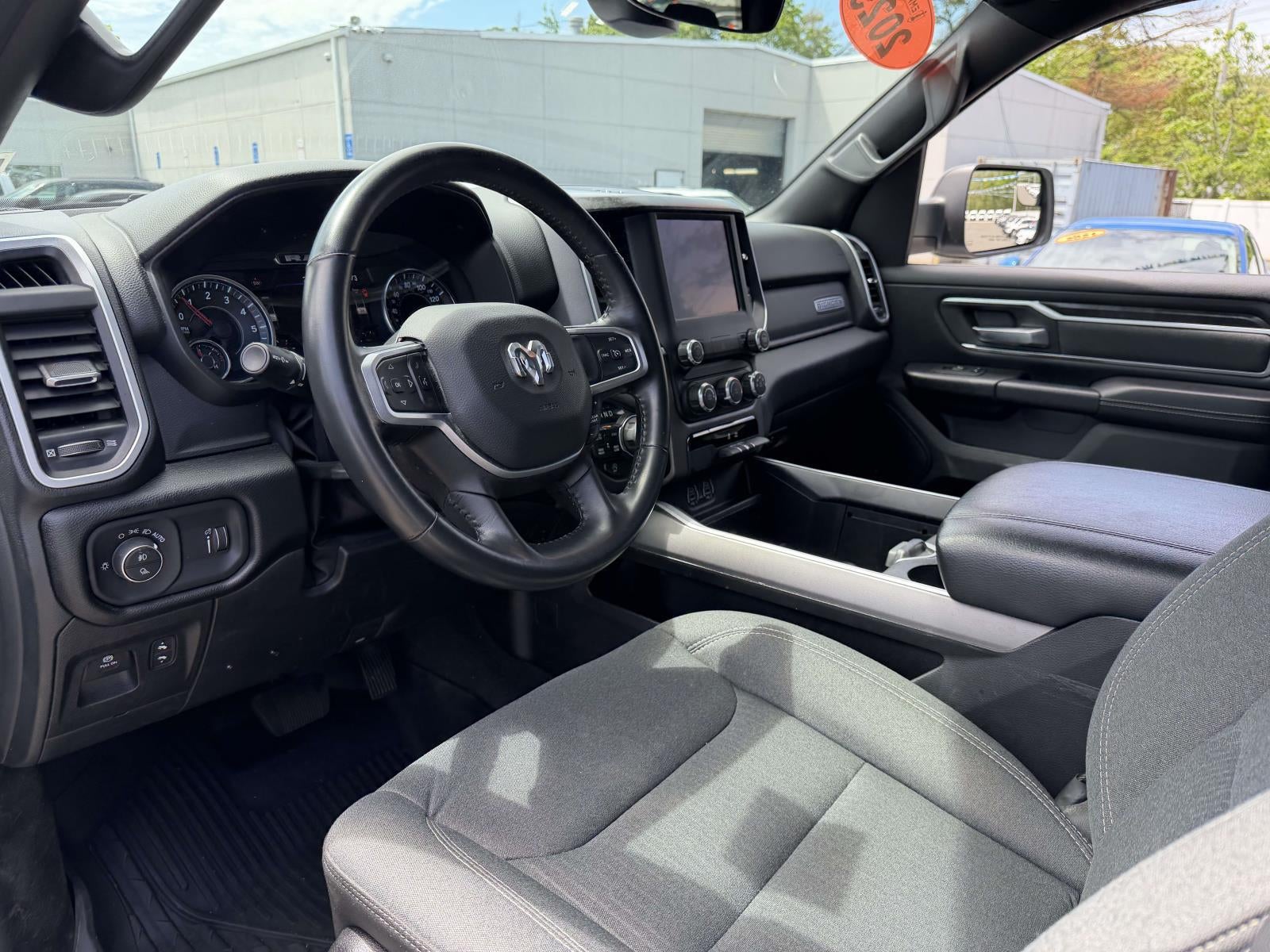 2022 RAM 1500 Big Horn Crew Cab 4x4 5'7' Box