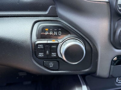 2022 RAM 1500 Big Horn Crew Cab 4x4 5'7' Box