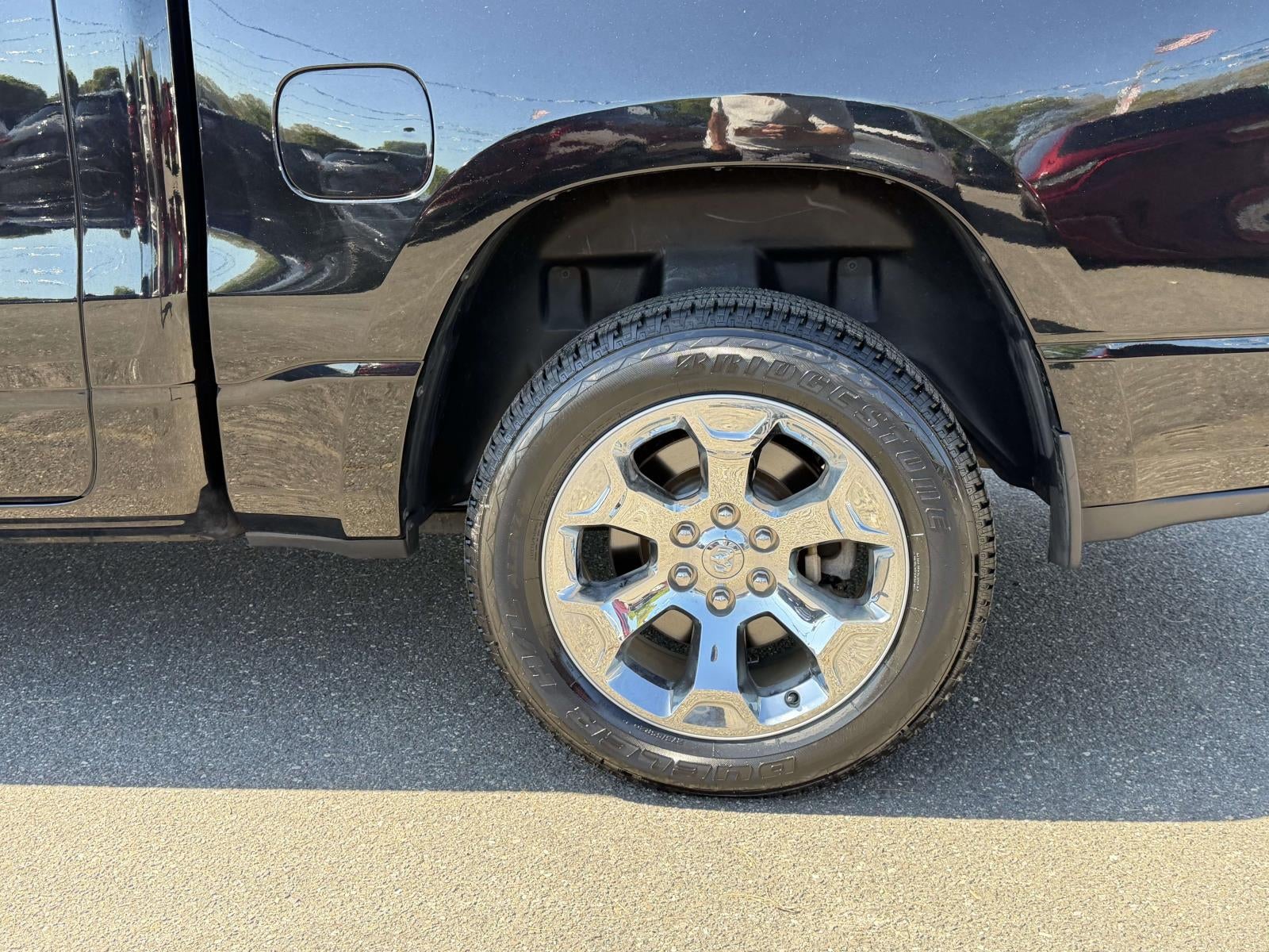 2022 RAM 1500 Big Horn Crew Cab 4x4 5'7' Box