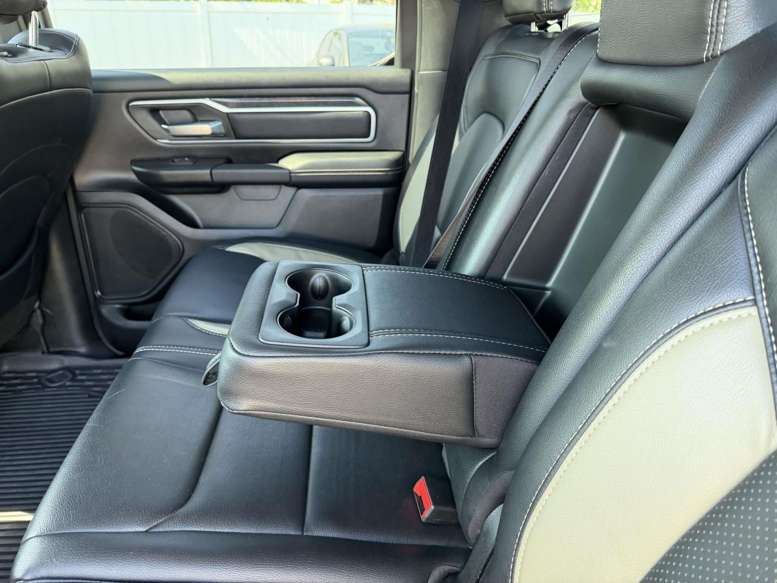 2022 RAM 1500 Big Horn Crew Cab 4x4 5'7' Box