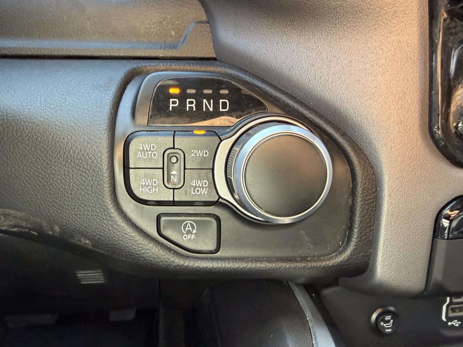 2022 RAM 1500 Big Horn Crew Cab 4x4 5'7' Box
