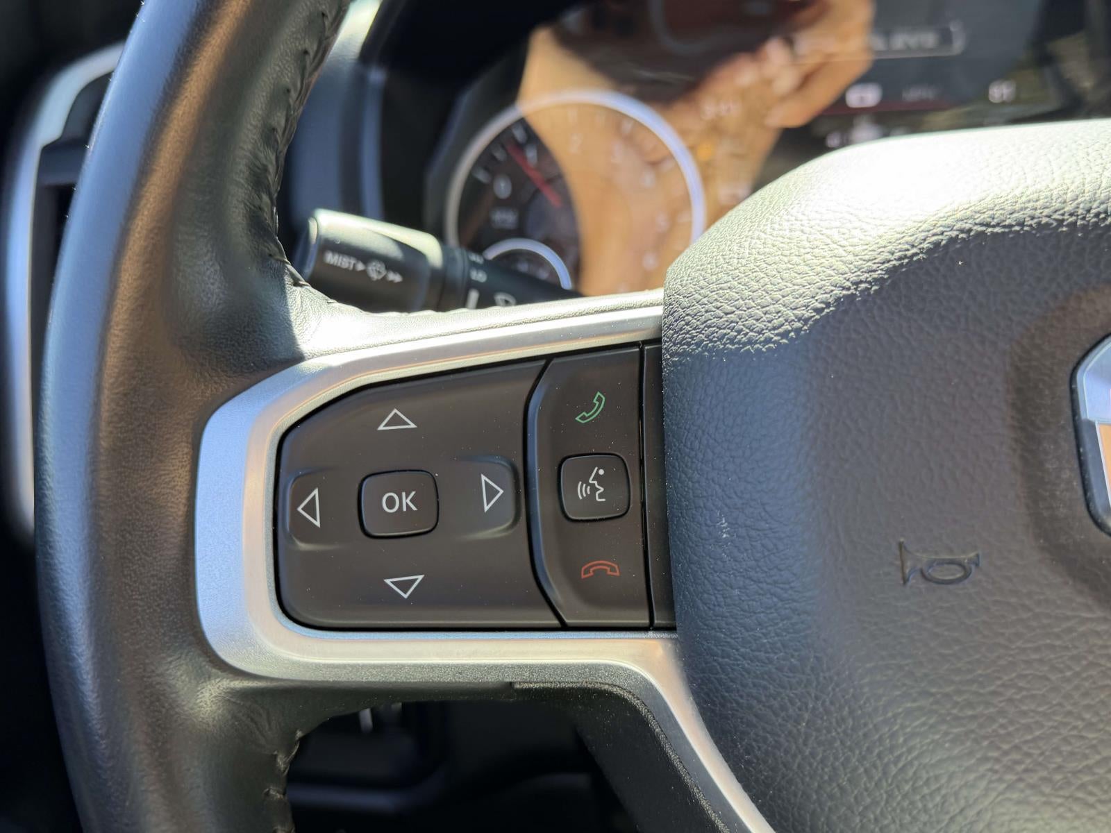 2022 RAM 1500 Big Horn Crew Cab 4x4 5'7' Box