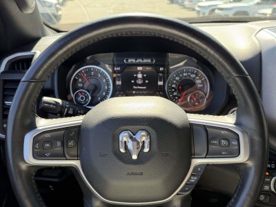 2022 RAM 1500 Big Horn Crew Cab 4x4 5'7' Box