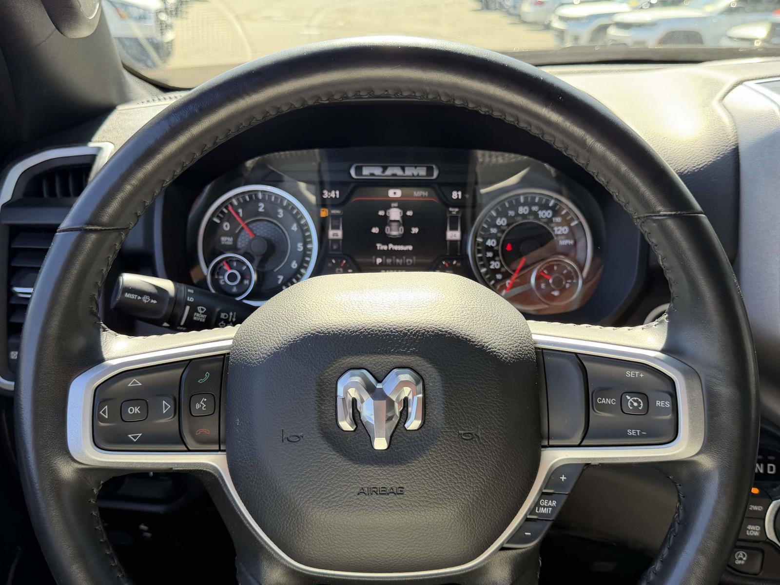 2022 RAM 1500 Big Horn Crew Cab 4x4 5'7' Box